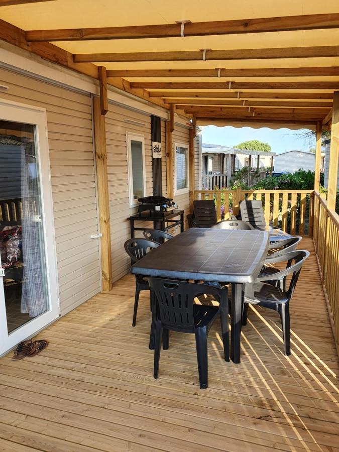 Mobilhome Camping Le Bosc Saint-Cyprien  Exterior foto